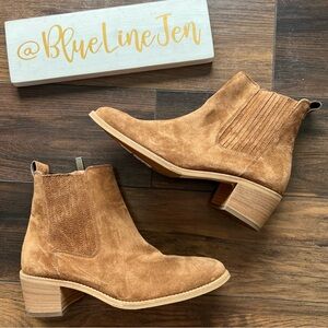 Paul Green Tan Suede Booties NWT
